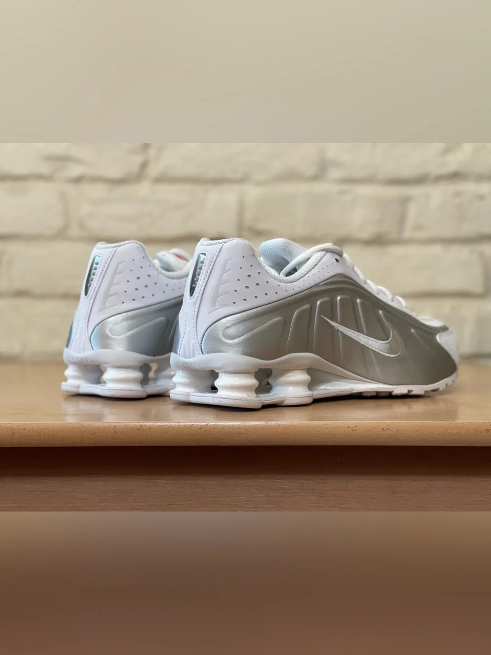 Nike shox r4